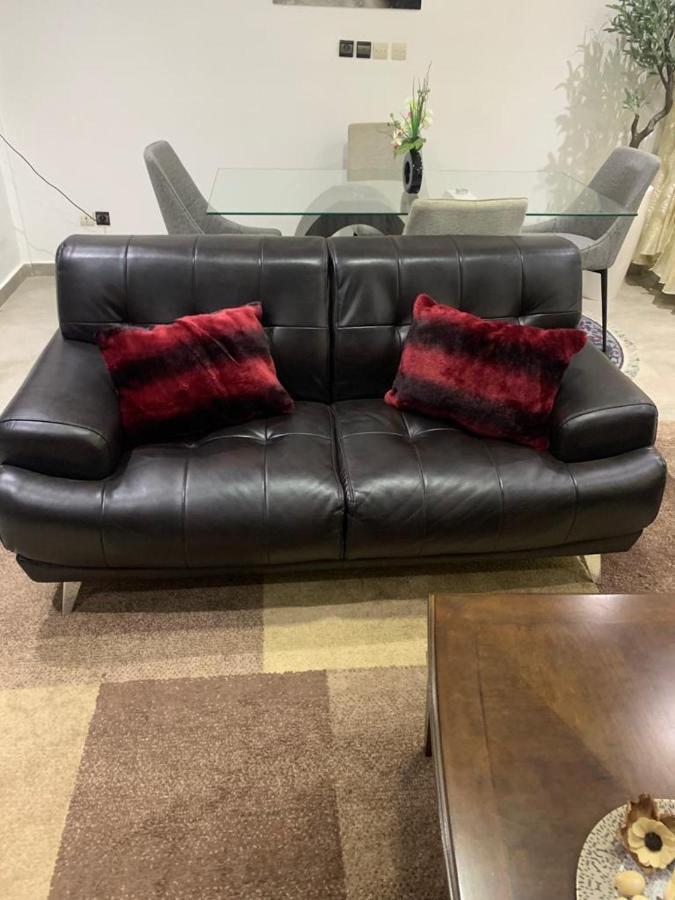 Luxury Suites Chester One Дакар Экстерьер фото
