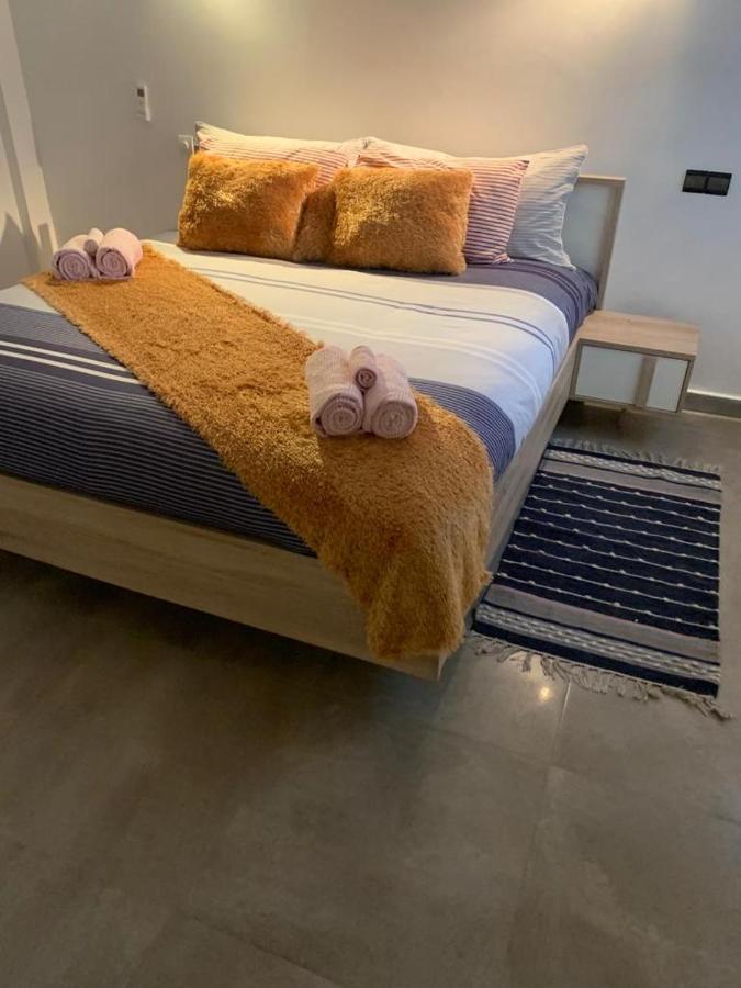 Luxury Suites Chester One Дакар Экстерьер фото